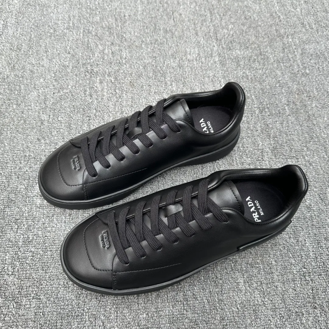 Men's Sneakers PRADA 19545312