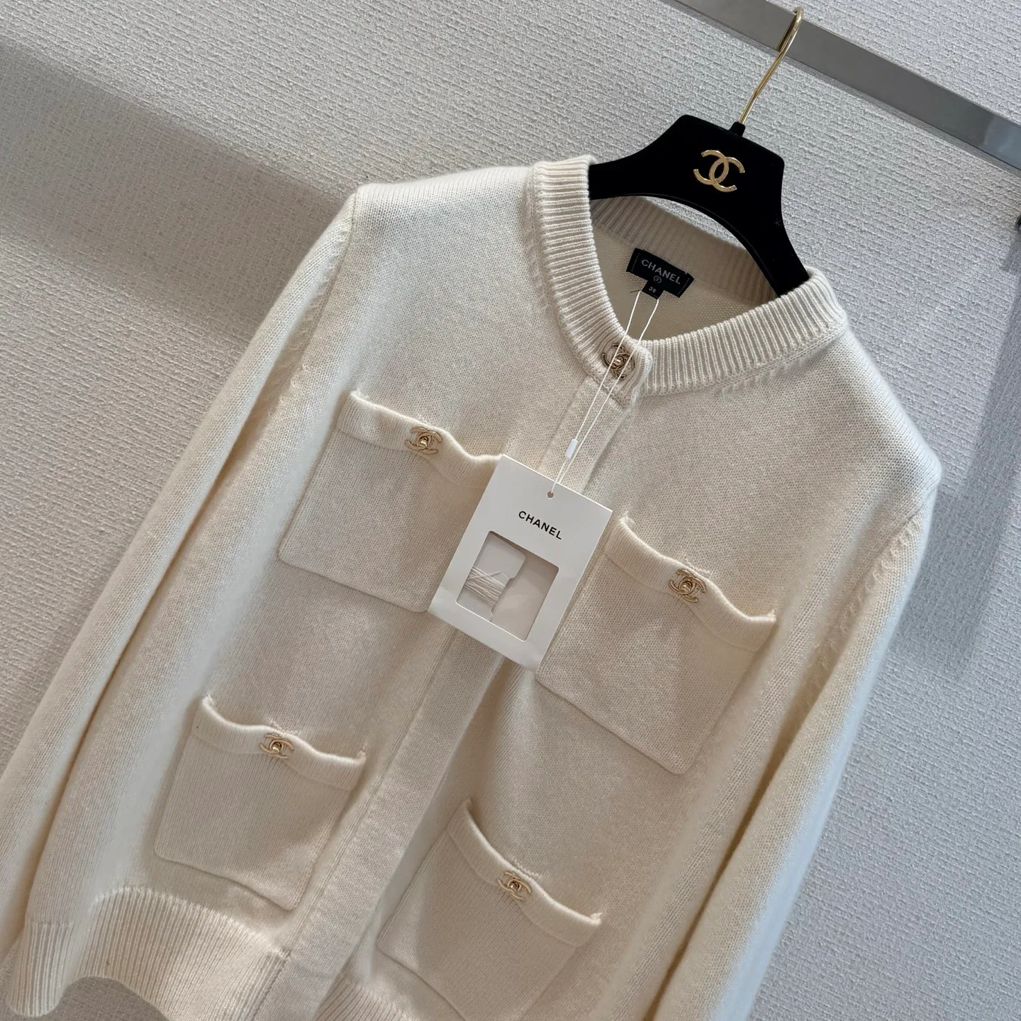 Women's Jumpers And Sweaters CHANEL 18138591