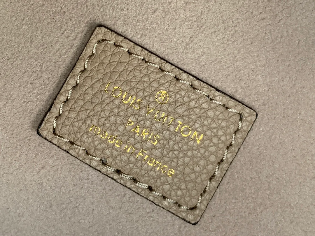 Women's Classic Handbags LOUIS VUITTON 17806369