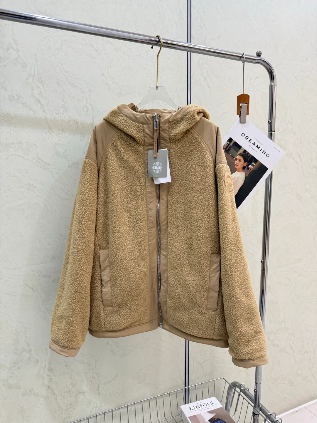 Куртки И Пуховики Мужские Canada Goose 18683815