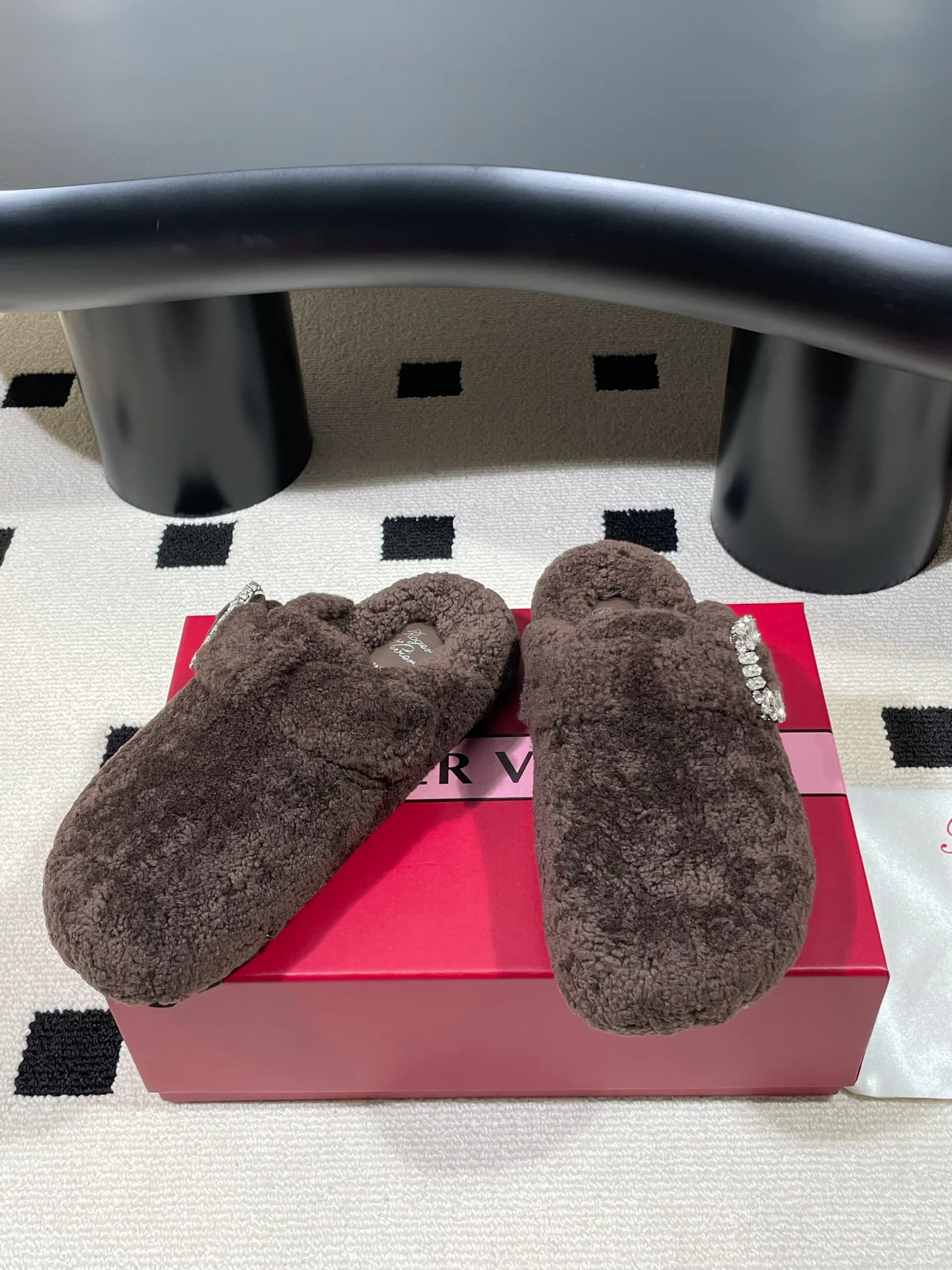 Women's Slippers ROGER VIVIER 17861488