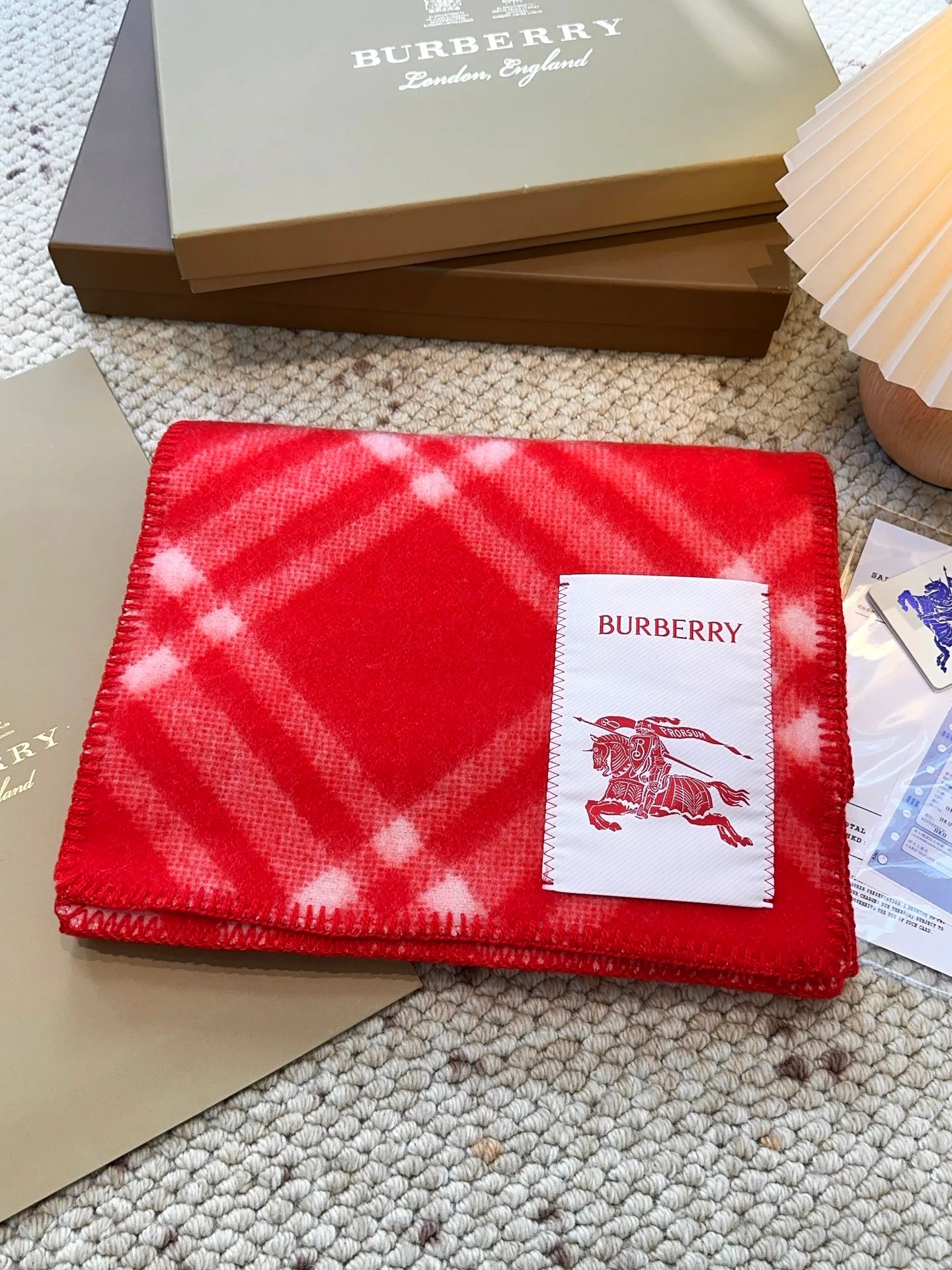 Scarves BURBERRY 18401219