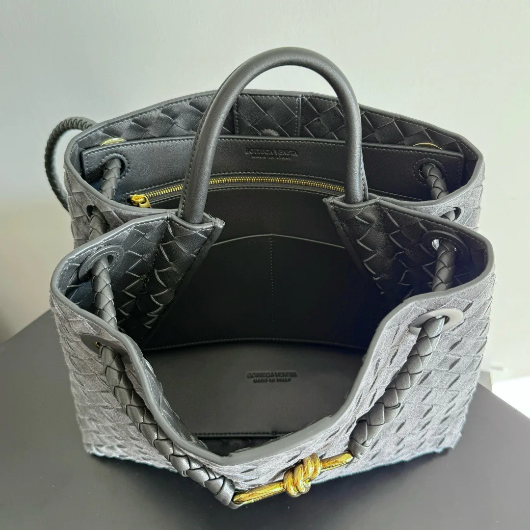 Women's Classic Handbags BOTTEGA VENETA 17894774