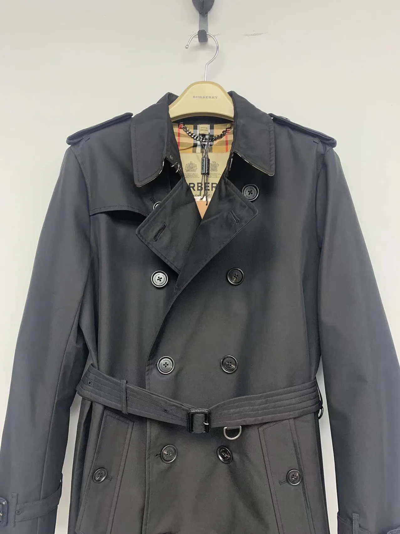Men's Coats And Trench Coats BURBERRY 18145392