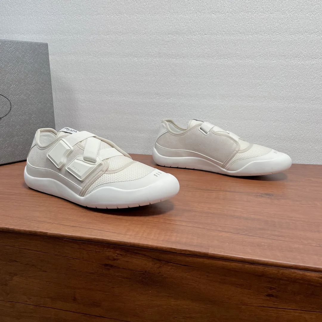 Men's Sneakers PRADA 17298420