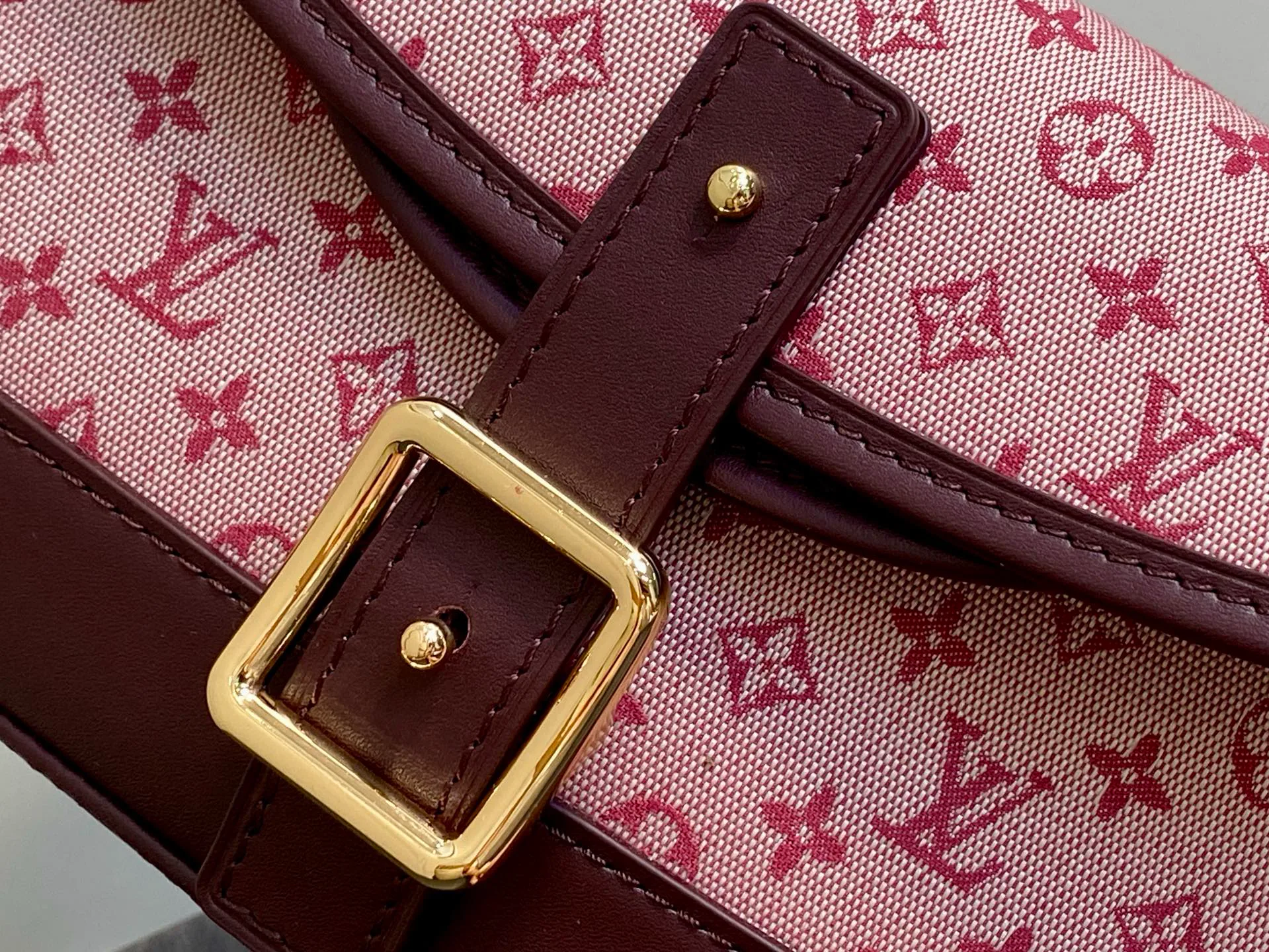 Women's Classic Handbags LOUIS VUITTON 17838907