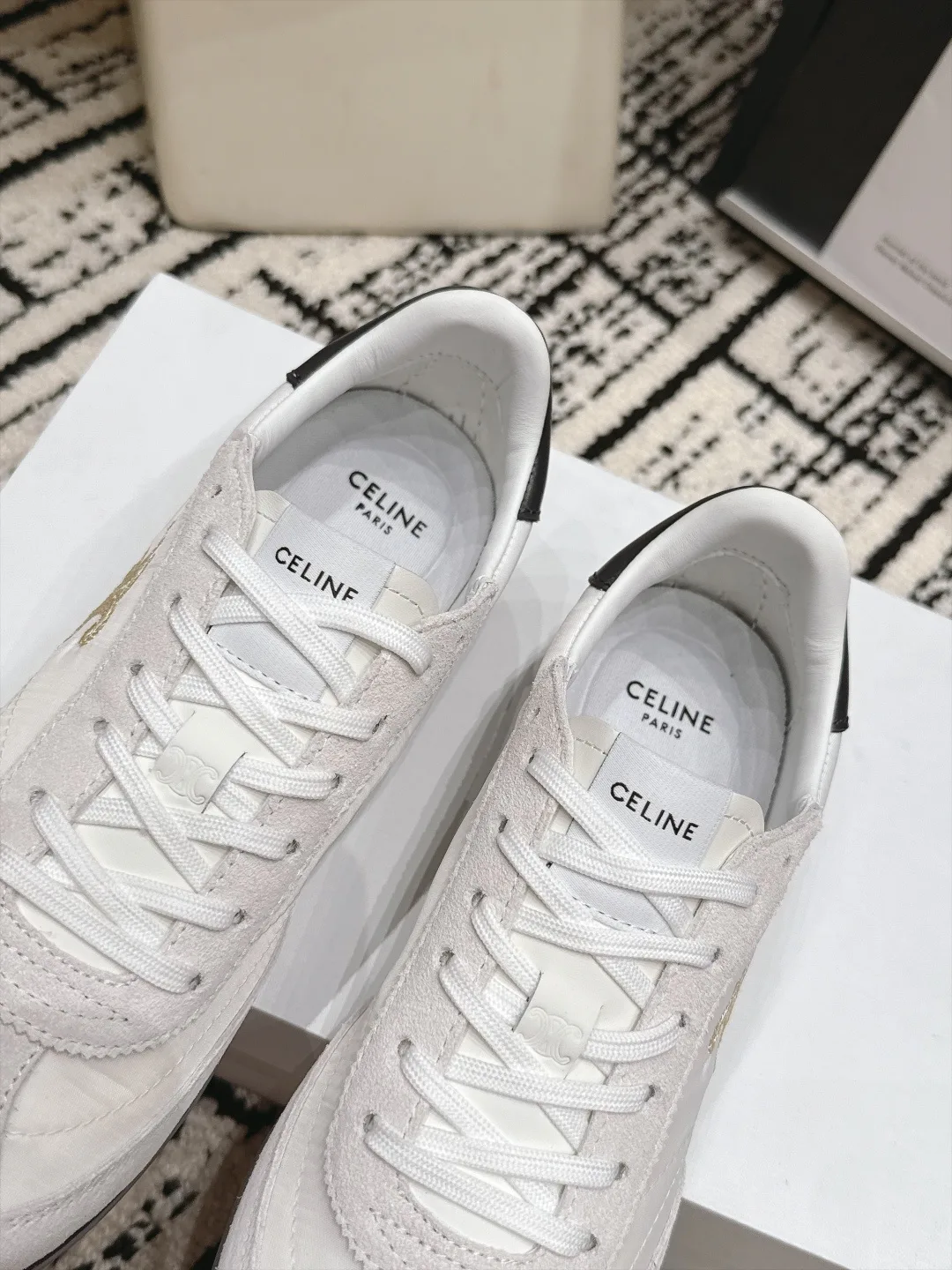 Women's Sneakers CELINE 18541263