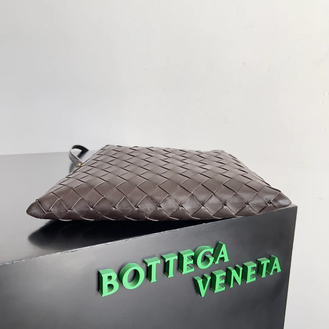 Women's Classic Handbags BOTTEGA VENETA 17488719