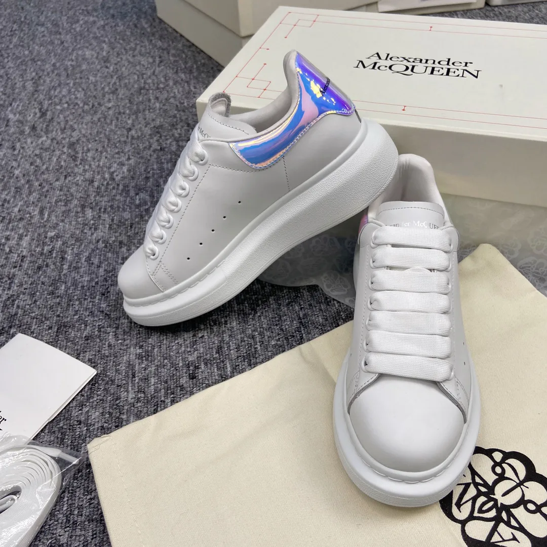 Women's Sneakers ALEXANDER MCQUEEN 17963432