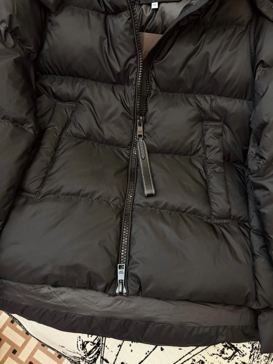 Women's Jackets And Down Jackets PRADA 17910125