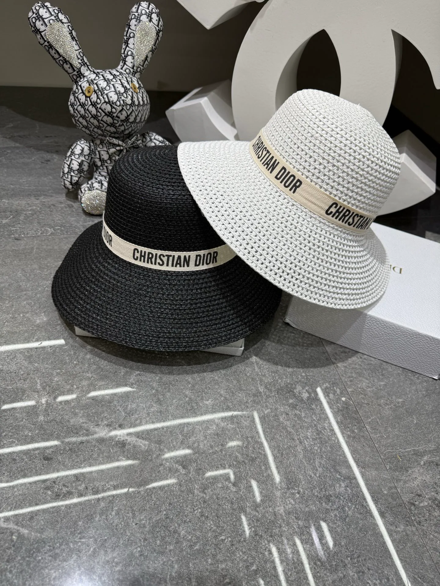 Hats CHRISTIAN DIOR 17810496