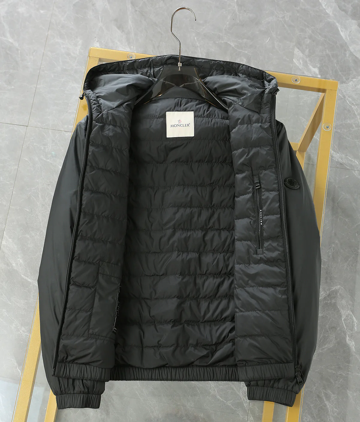 Men's Jackets And Down Jackets MONCLER 18109767