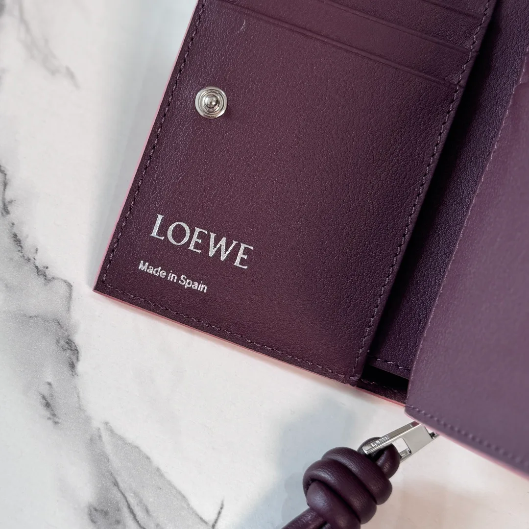Women's Clutches LOEWE 17678673