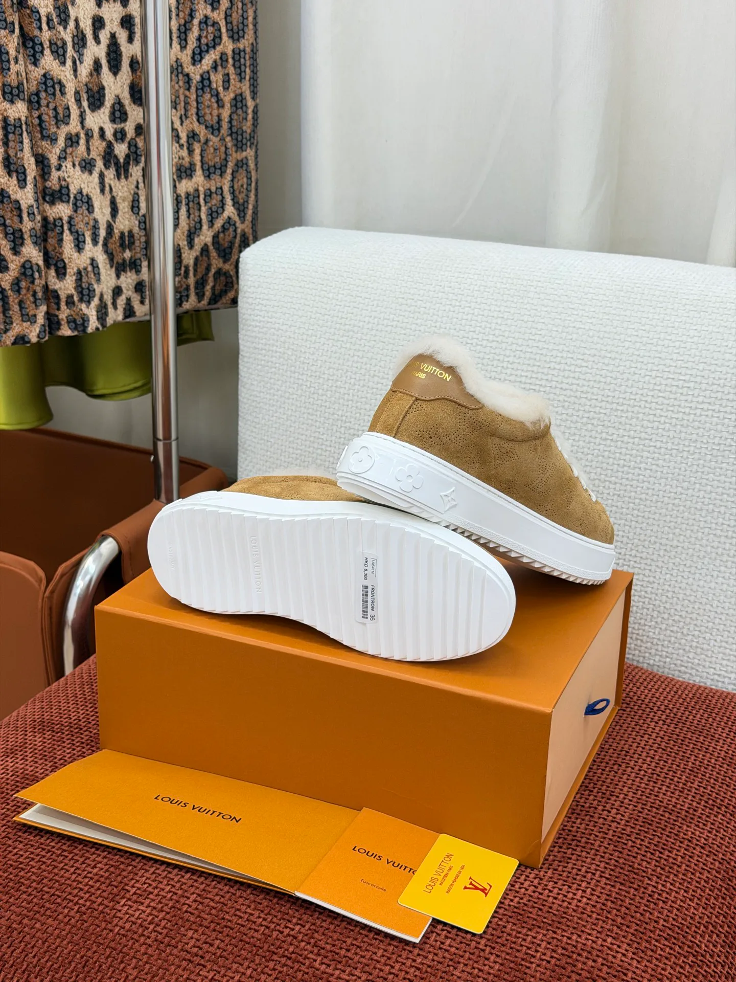 Women's Sneakers LOUIS VUITTON 19544989