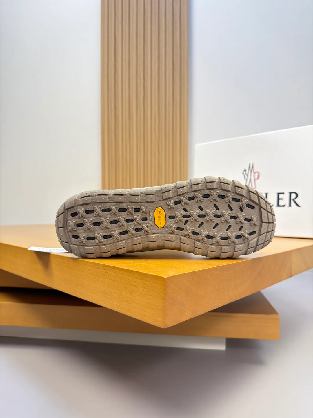Men's Sneakers MONCLER 18142538