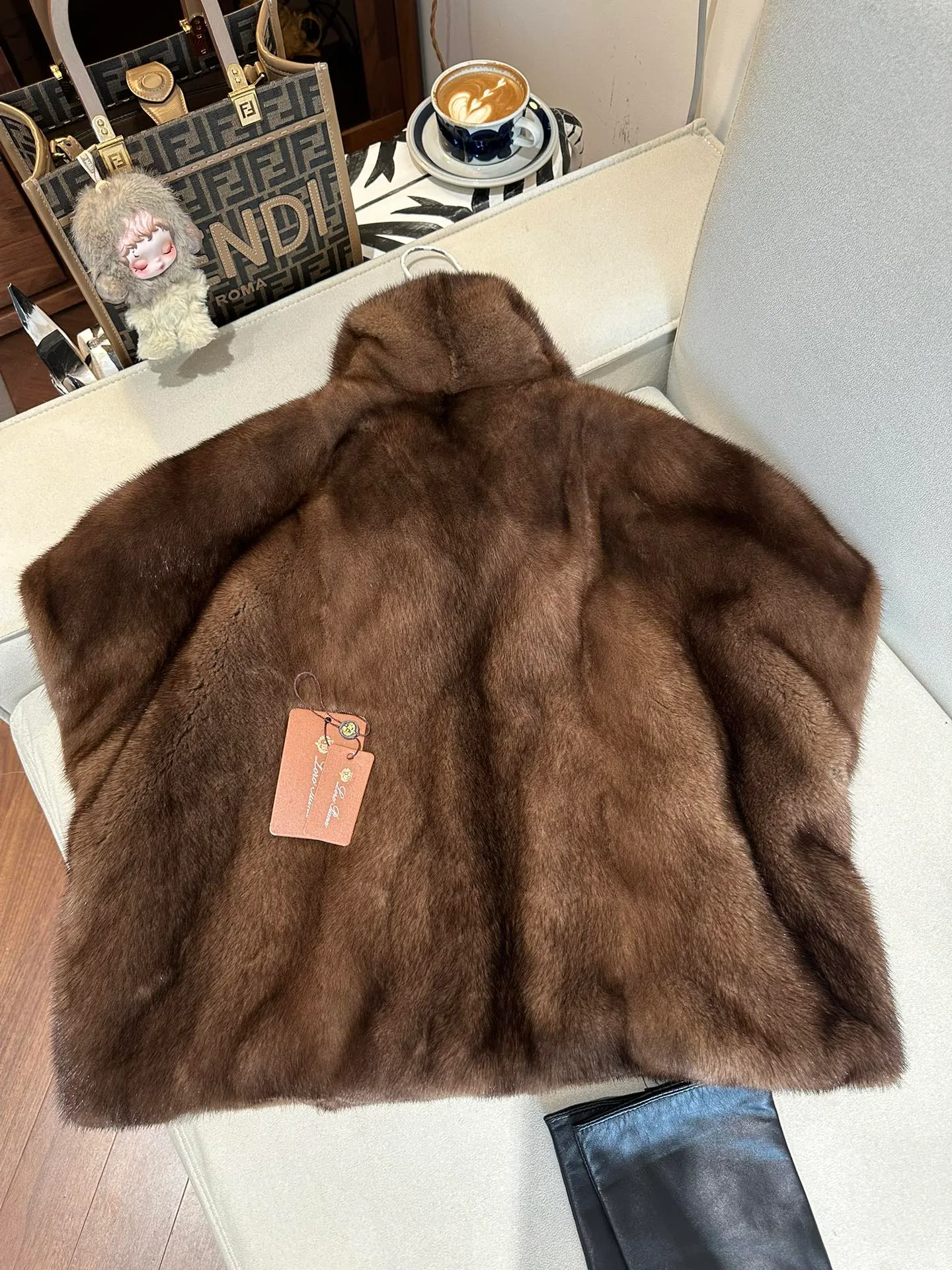 Women's Fur Coats LORO PIANA 18536036