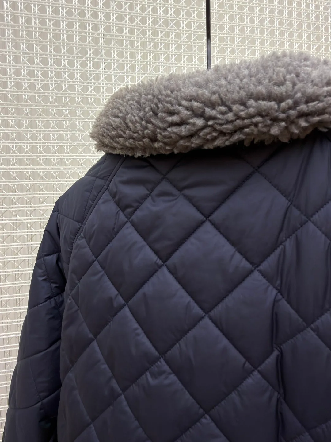 Куртки И Пуховики Мужские Miu Miu 18662967