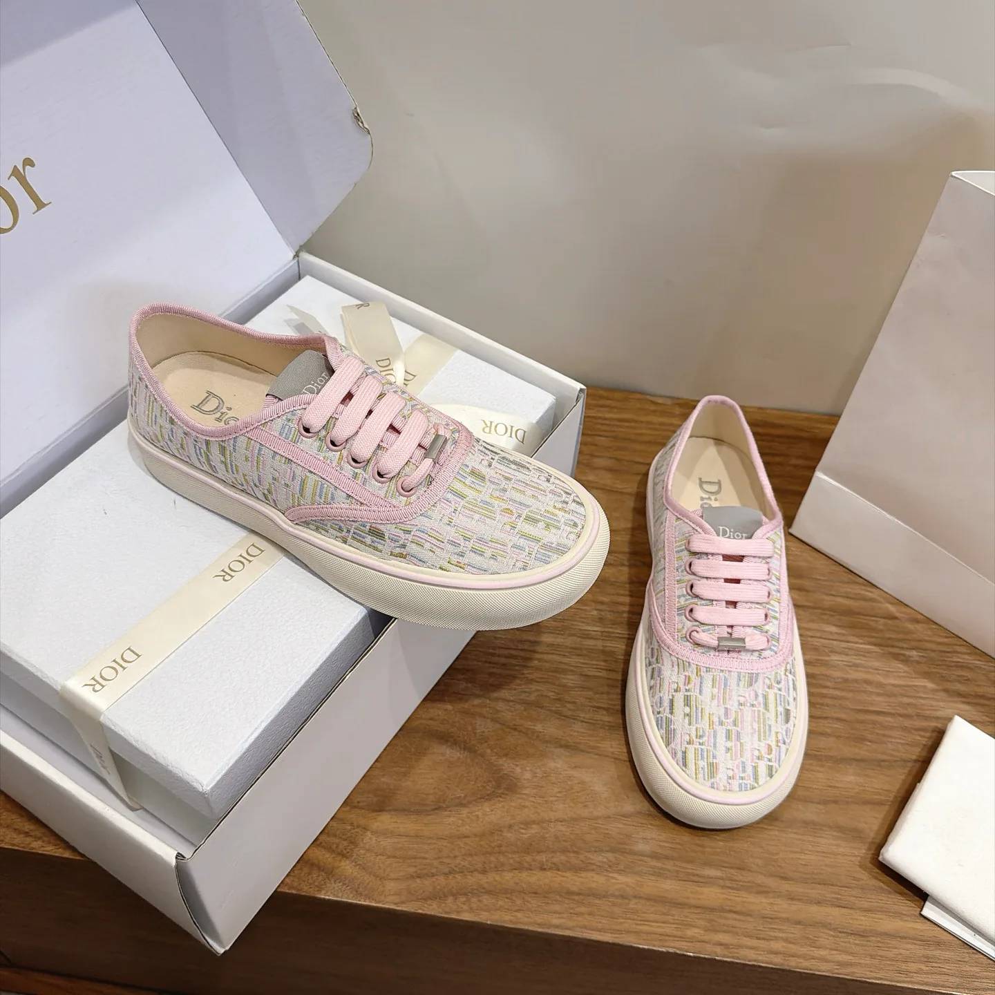 Women's Sneakers CHRISTIAN DIOR 18034451