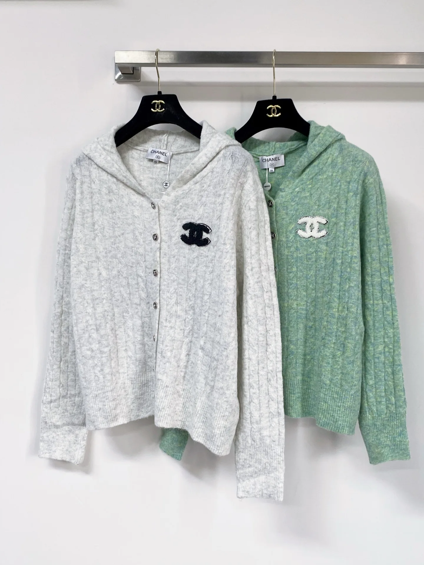 Women's Jumpers And Sweaters CHANEL 18031378
