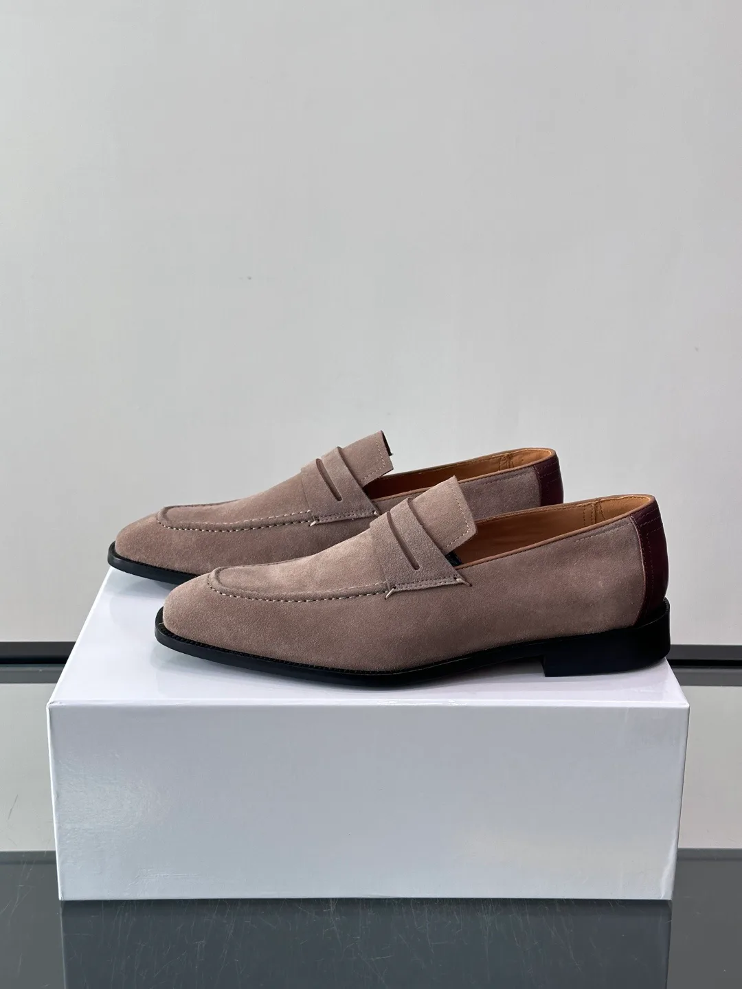 Men's Loafers And Dress Shoes BERLUTI 18079483