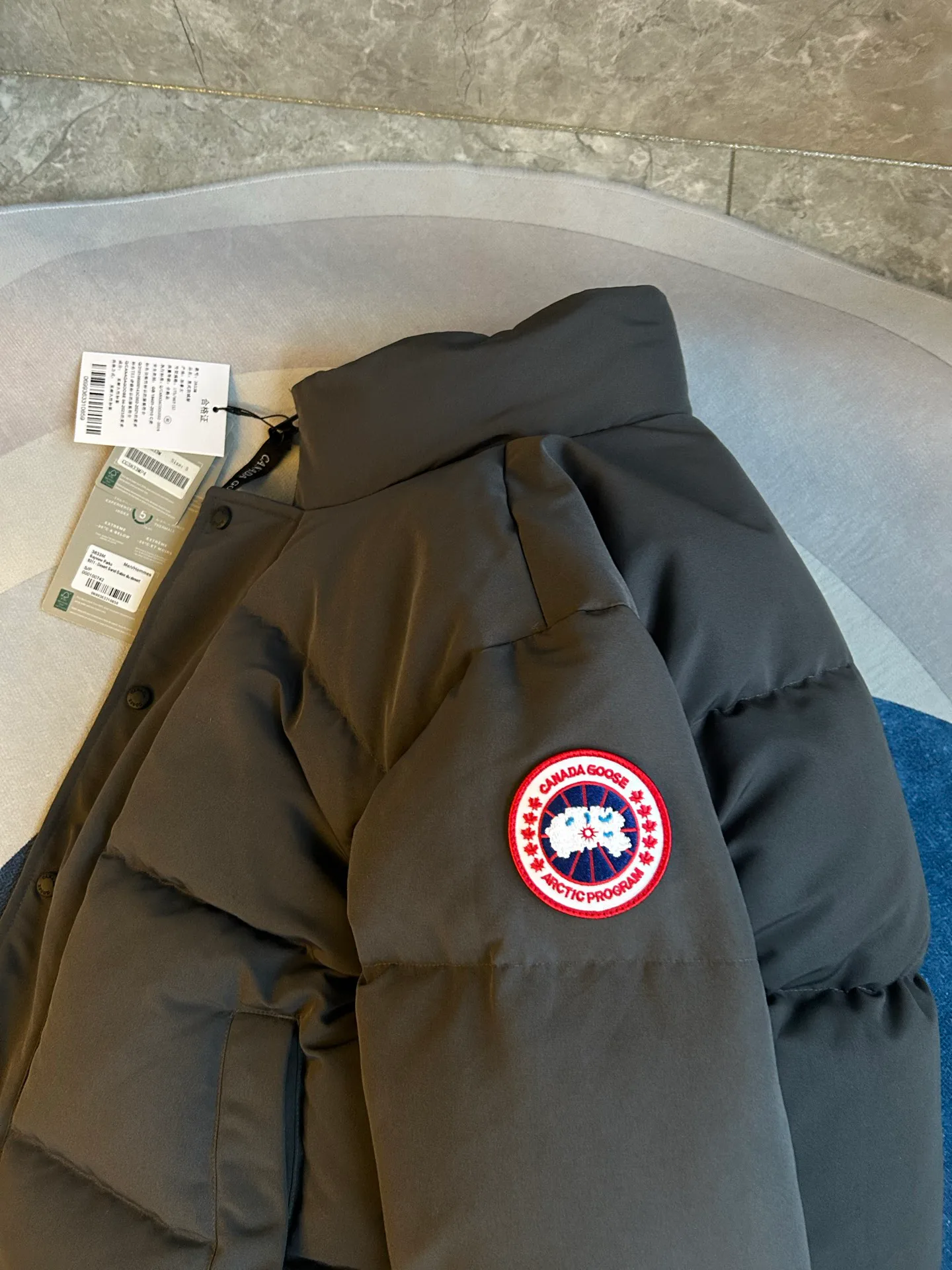 Men's Jackets And Down Jackets CANADA GOOSE 18129808