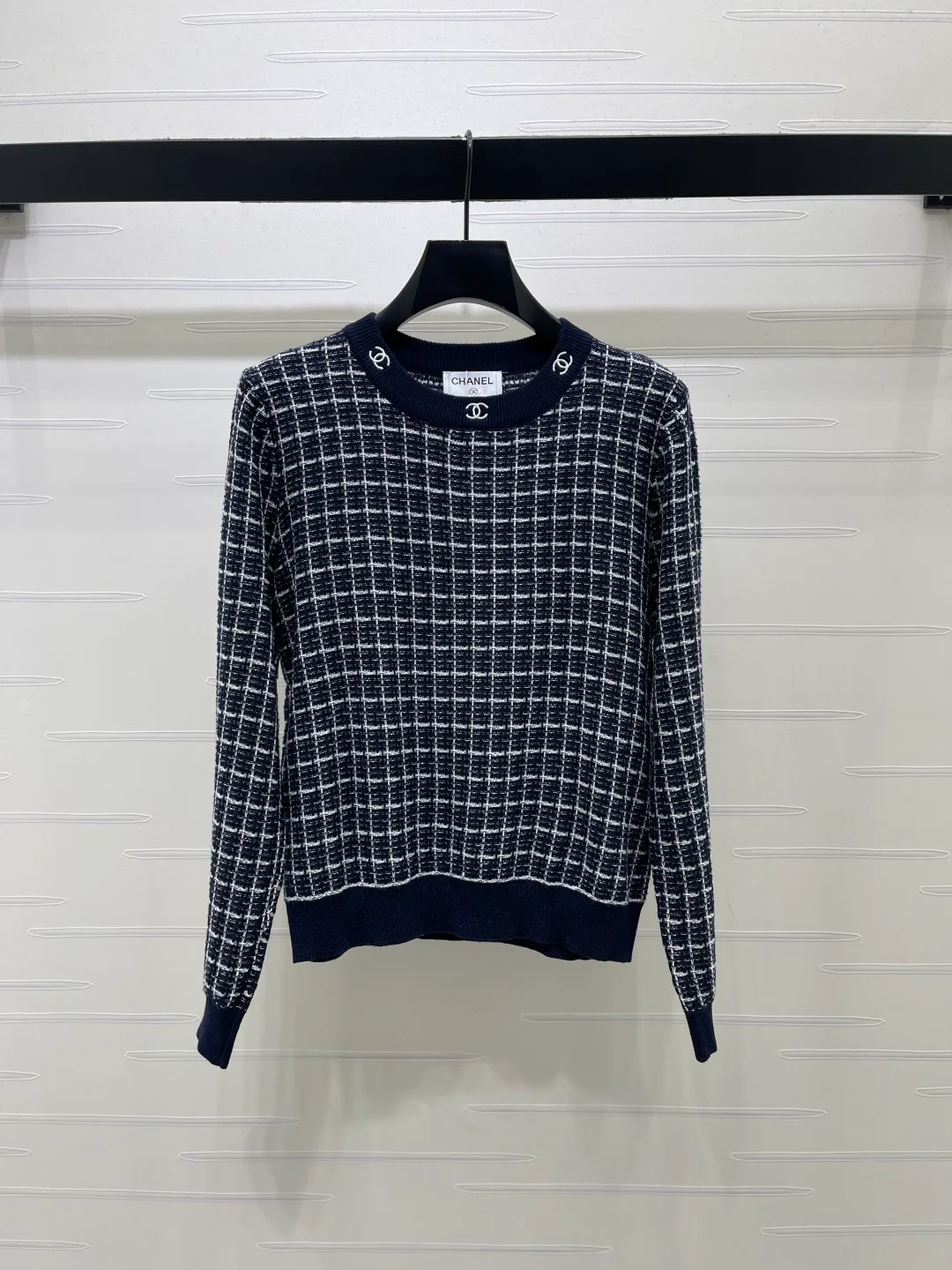 Women's Jumpers And Sweaters CHANEL 17901791