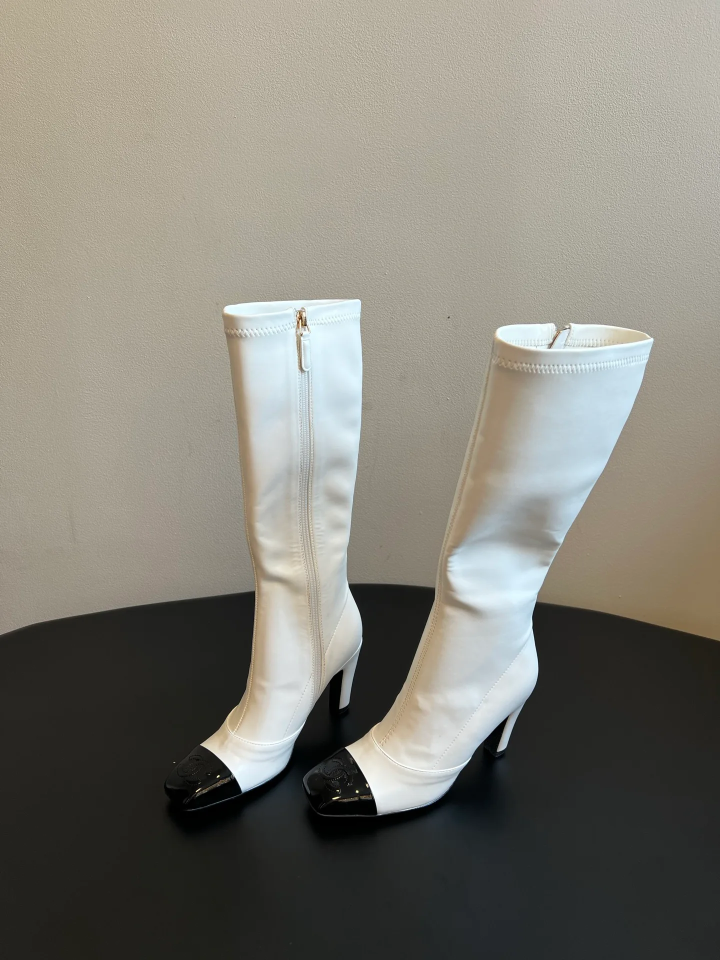 Women's Boots CHANEL 18137190