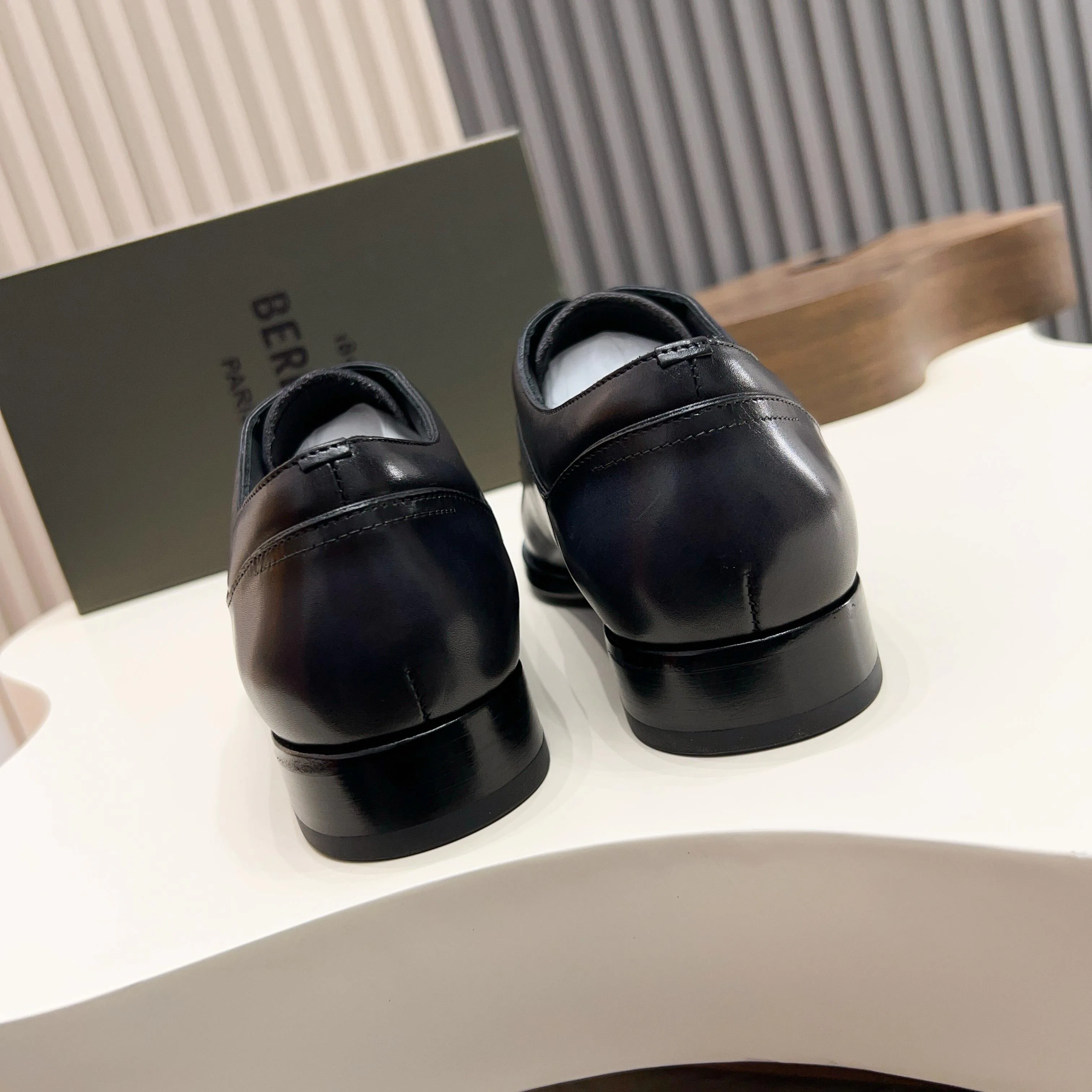 Men's Loafers And Dress Shoes BERLUTI 17955311
