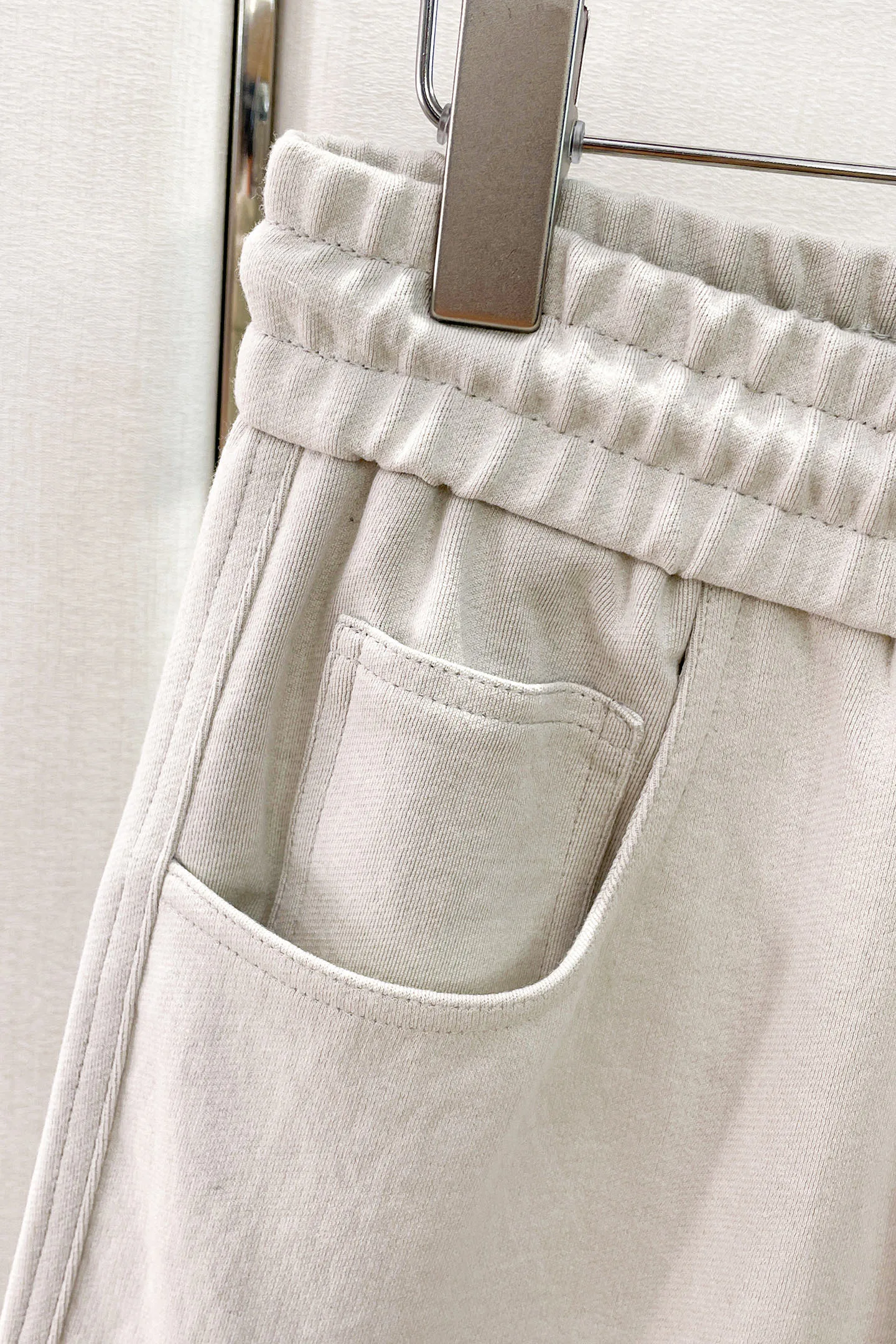 Men's Trousers CHANEL 18345682