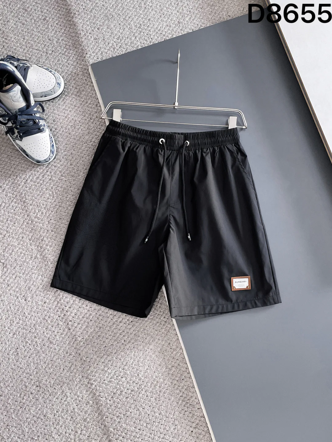 Men's Shorts BURBERRY 18000498