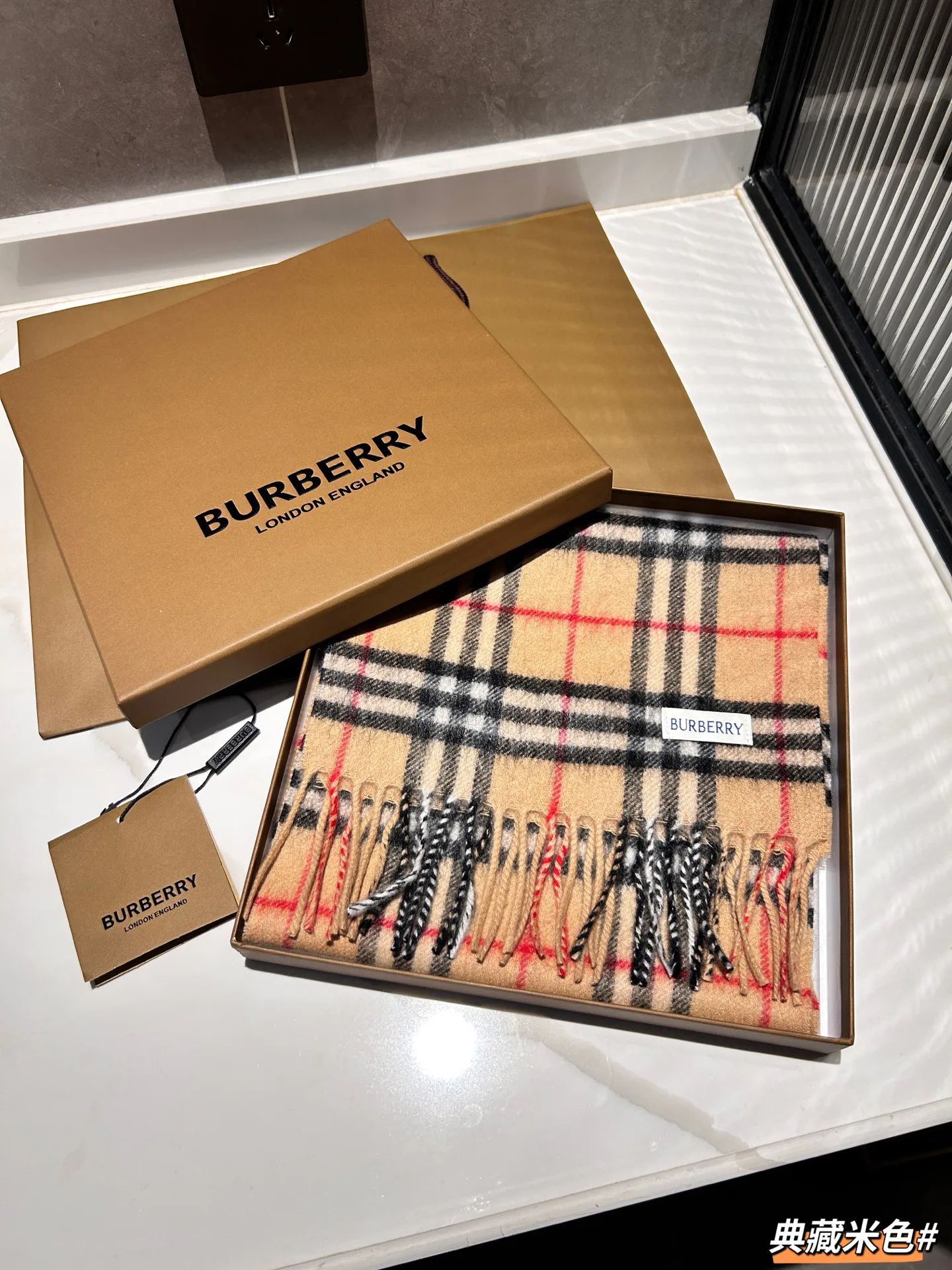 Scarves BURBERRY 18507399
