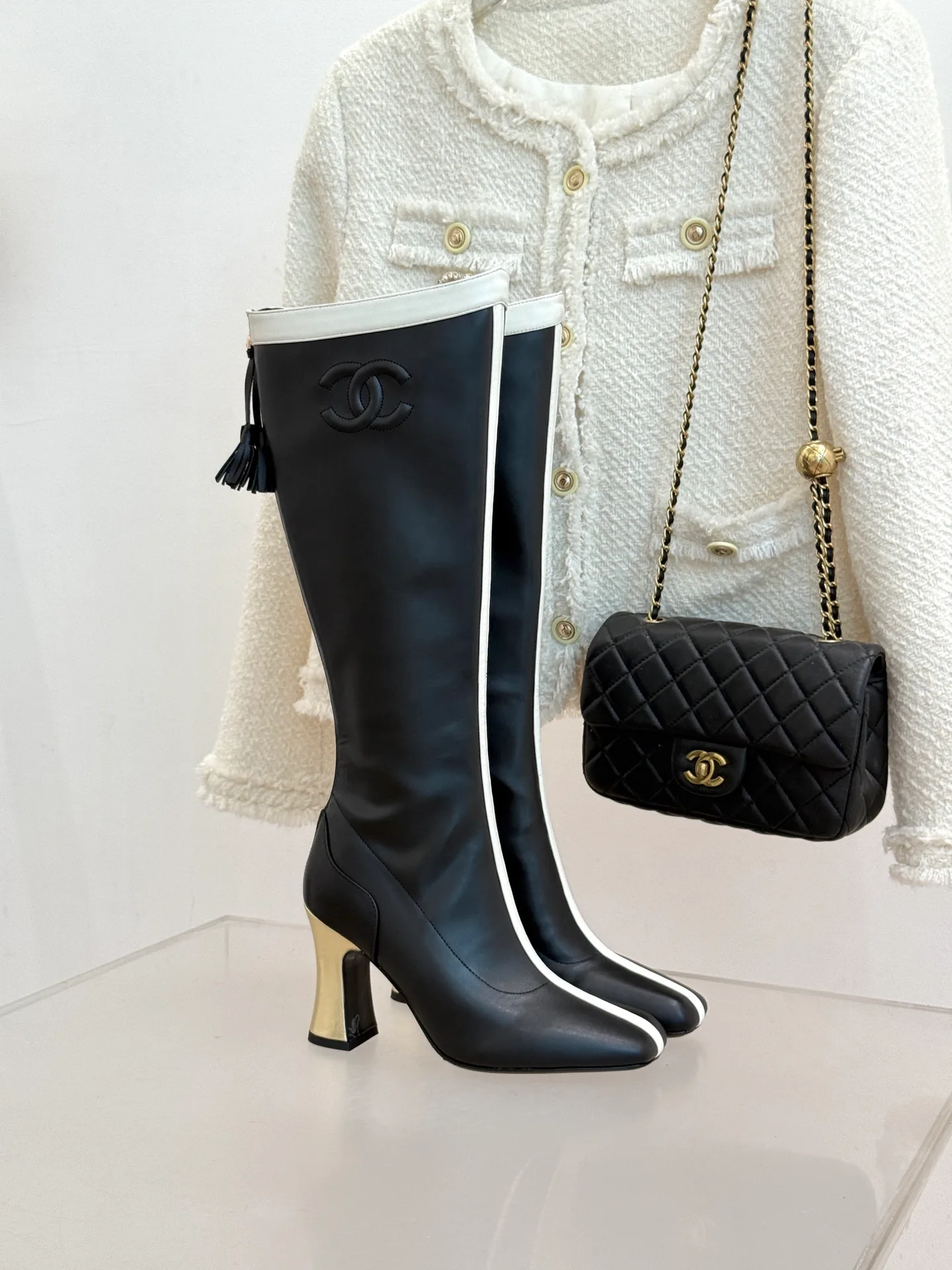 Women's Boots CHANEL 17406172