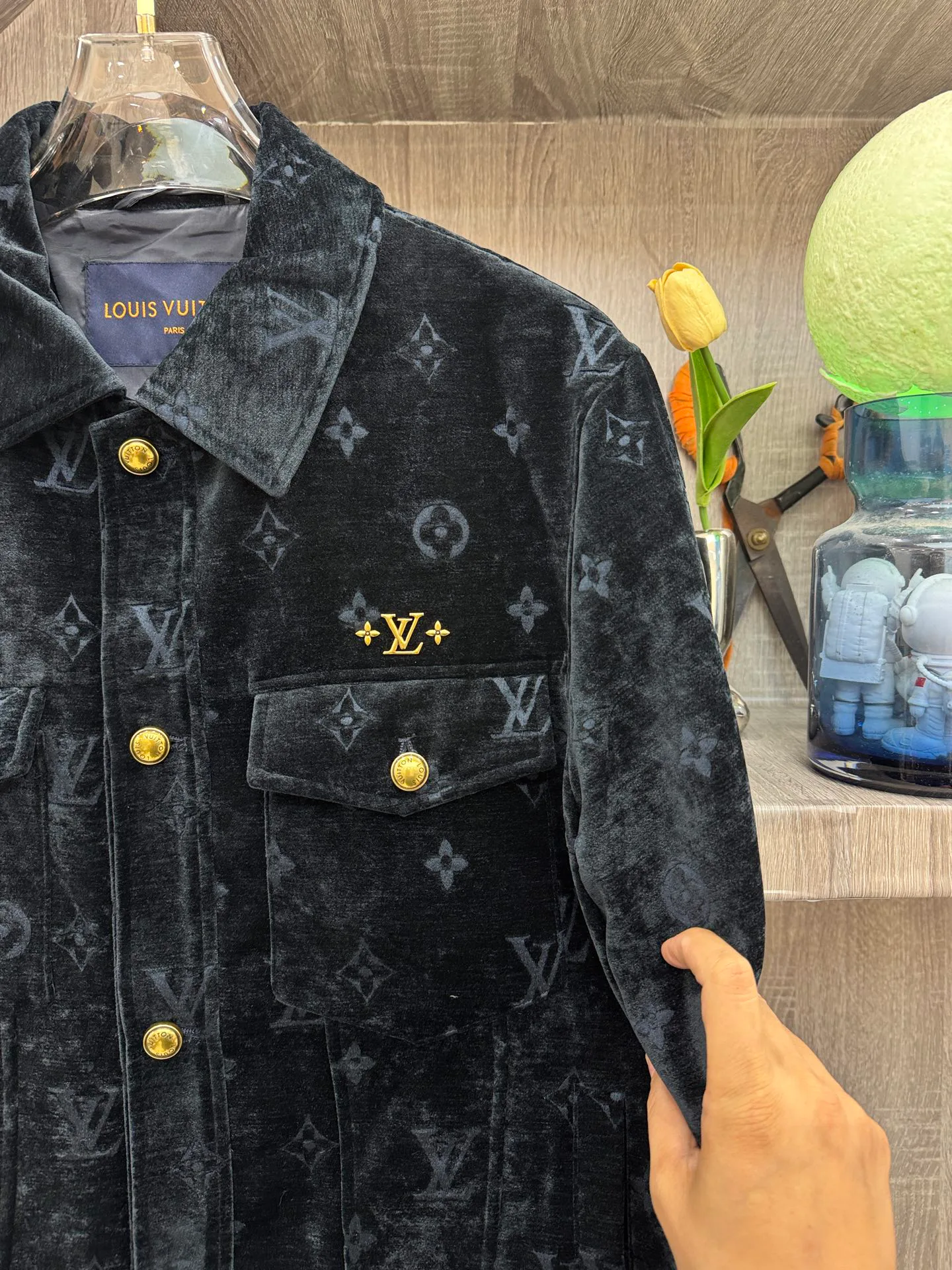 Men's Jackets And Down Jackets LOUIS VUITTON 18140176