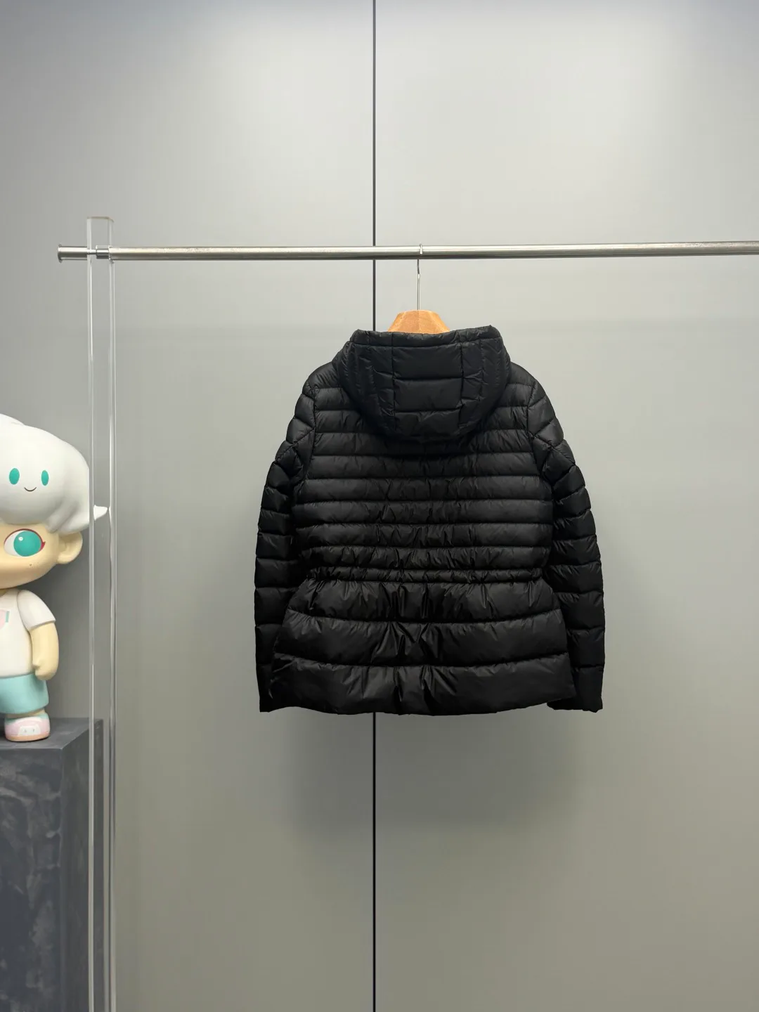 Women's Jackets And Down Jackets MONCLER 17913950