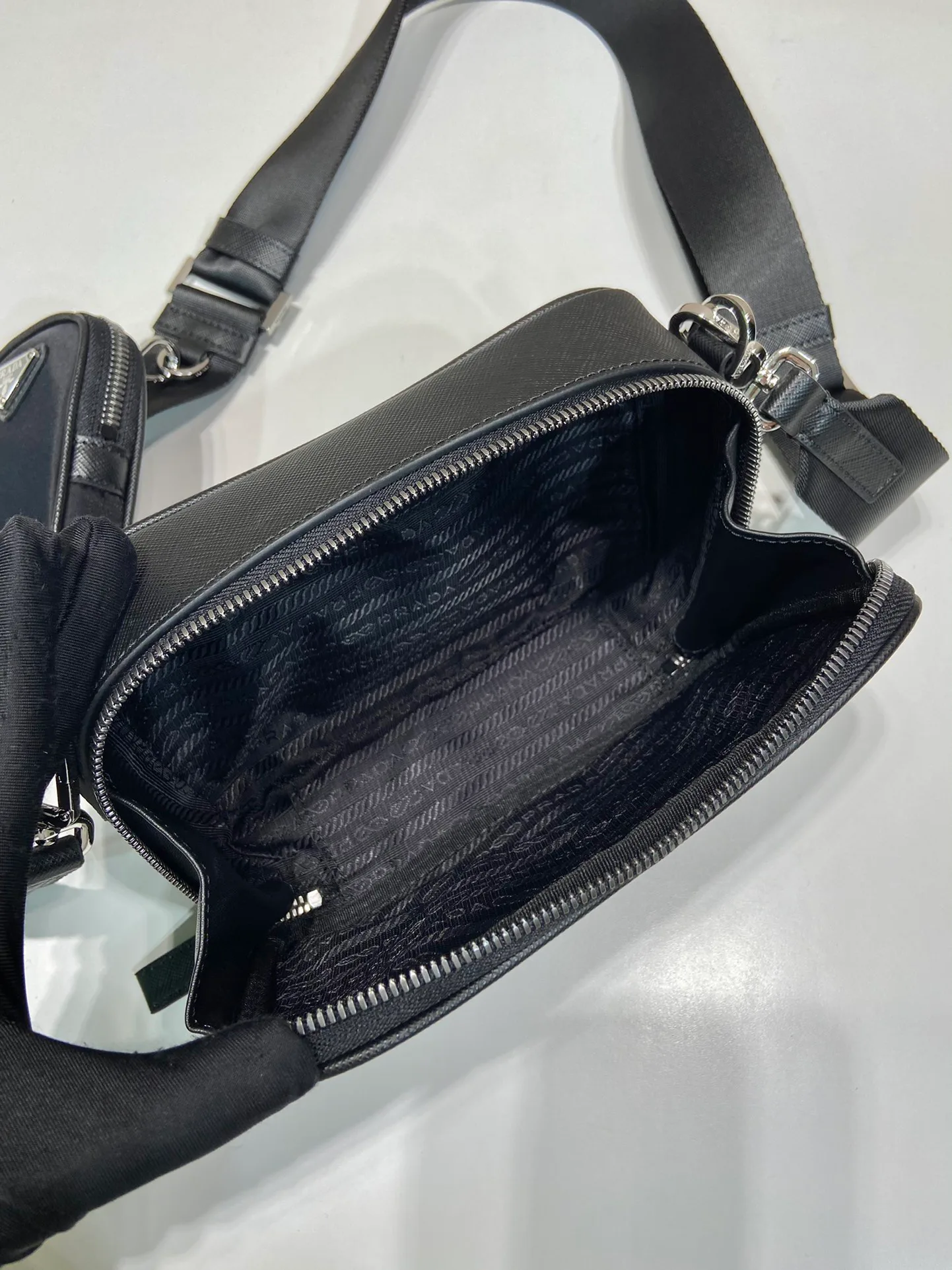 Women's Shoulder Bags PRADA 18323120