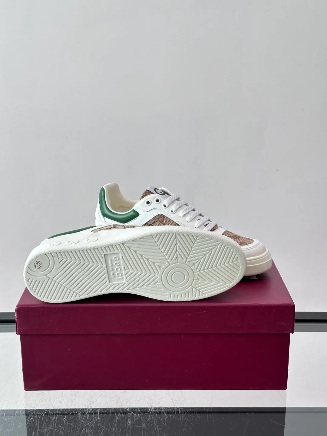 Men's Sneakers GUCCI 18102697