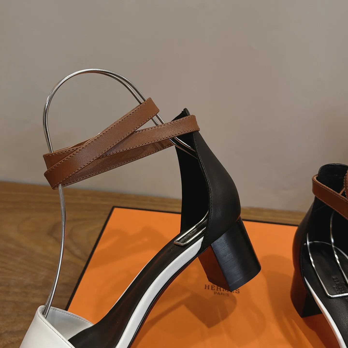 Women's Open-Toe Sandals HERMES 17818331
