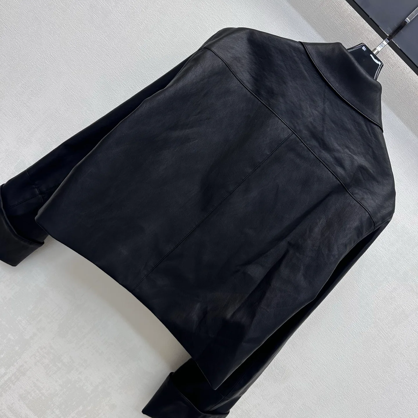 Women's Leather Jackets And Sheepskin Coats FENDI 18432098