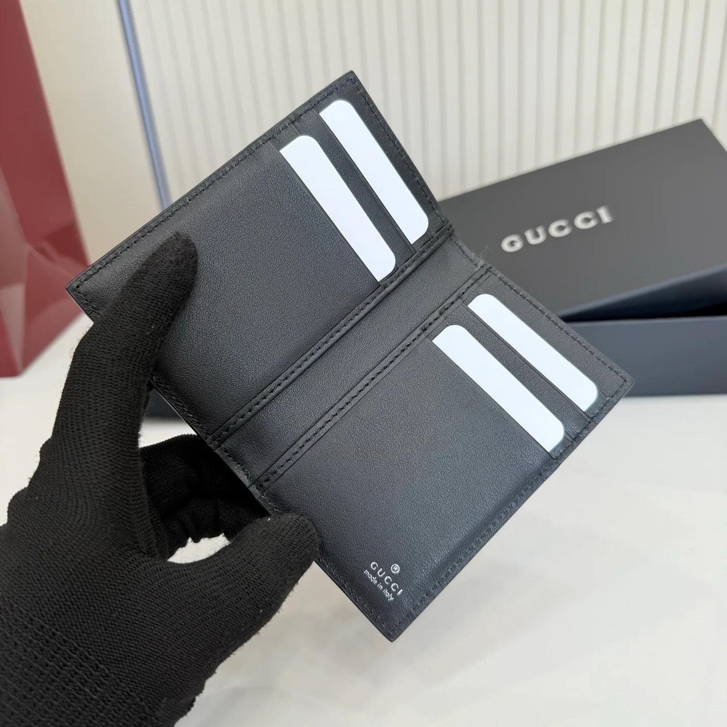 Women's Clutches GUCCI 17948258