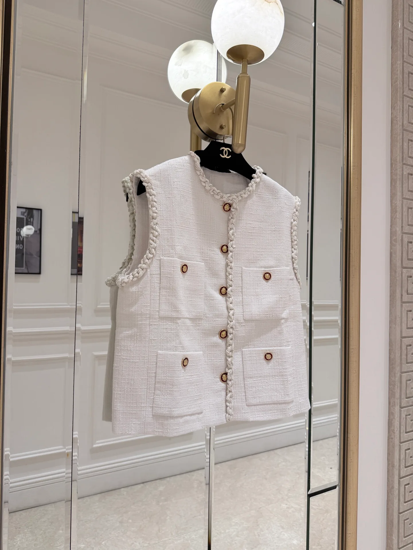 Women's Vests CHANEL 17801659