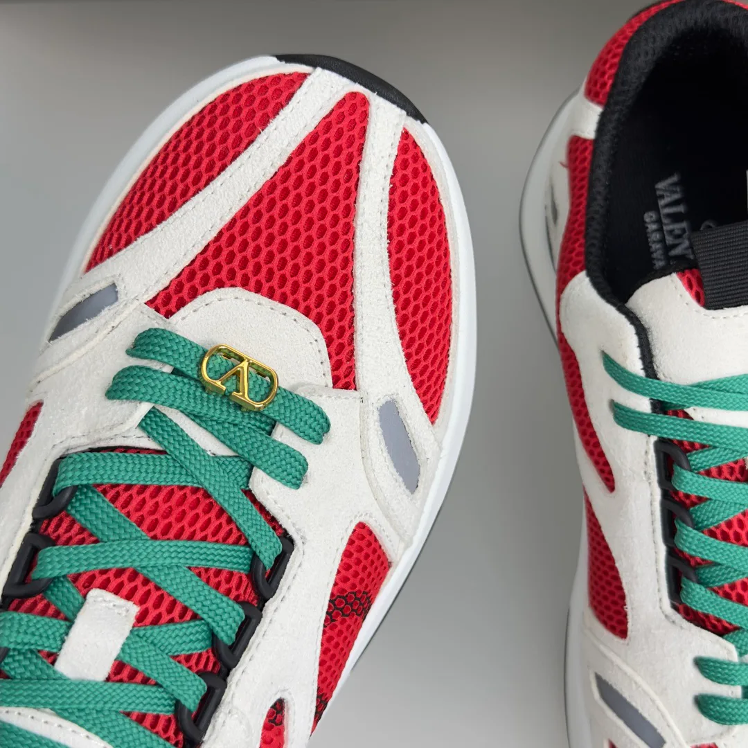 Men's Sneakers VALENTINO 17603084