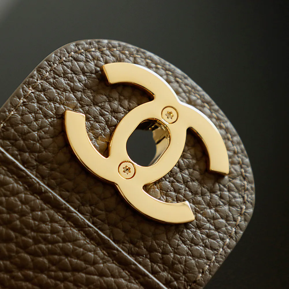Классические Сумки Женские Chanel 18588704