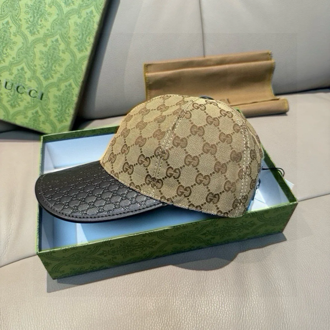 Hats GUCCI 17604837