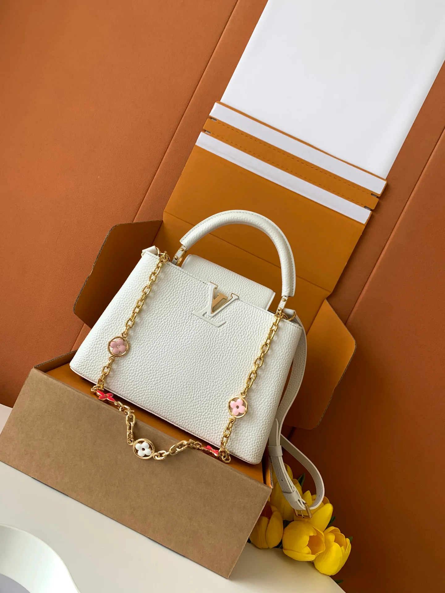 Women's Classic Handbags LOUIS VUITTON 18520886
