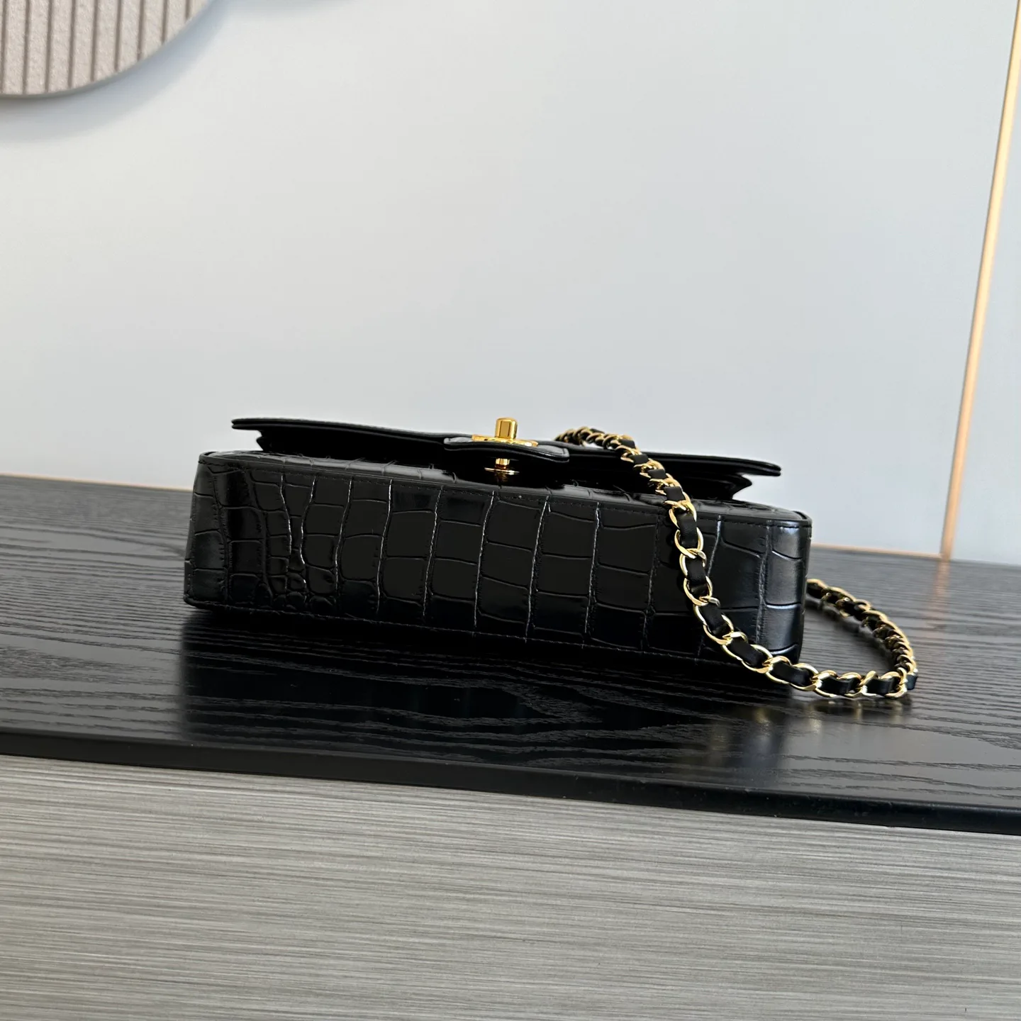 Классические Сумки Женские Chanel 18642407