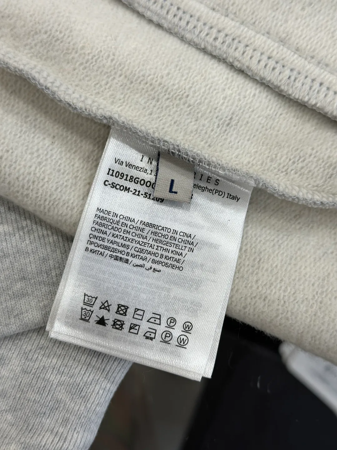 Men's Sweatshirts And Hoodies MONCLER 18260918