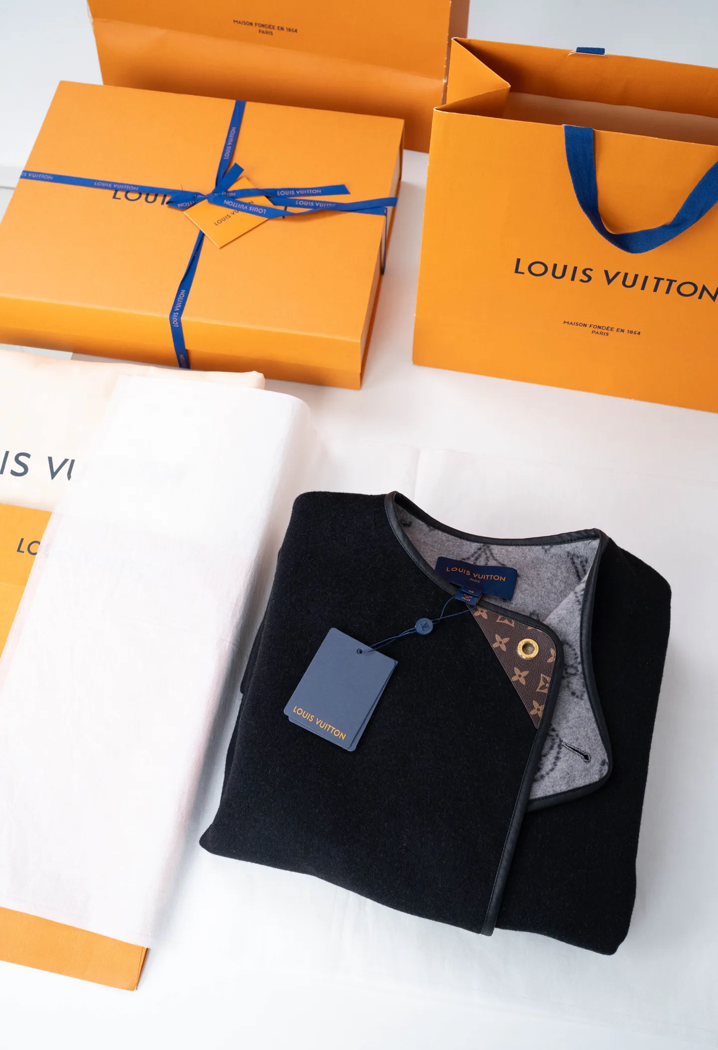 Women's Coats LOUIS VUITTON 18206305