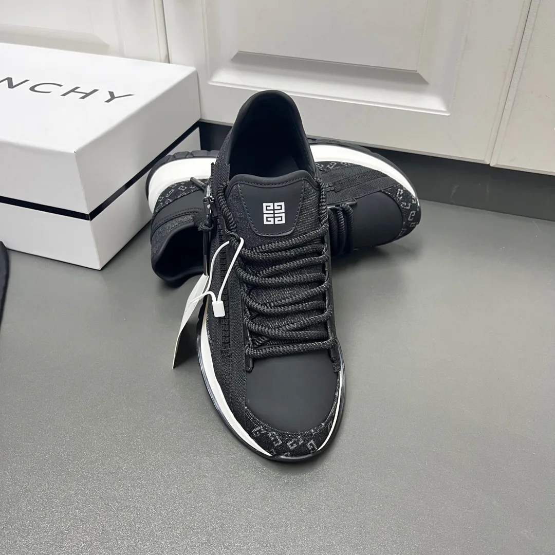Men's Sneakers GIVENCHY 18500199