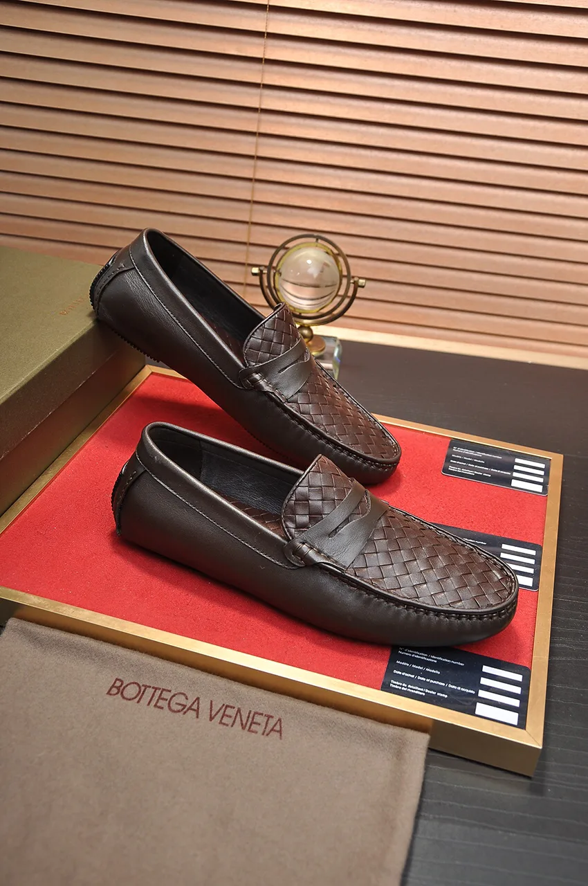 Men's Loafers And Dress Shoes BOTTEGA VENETA 18262209