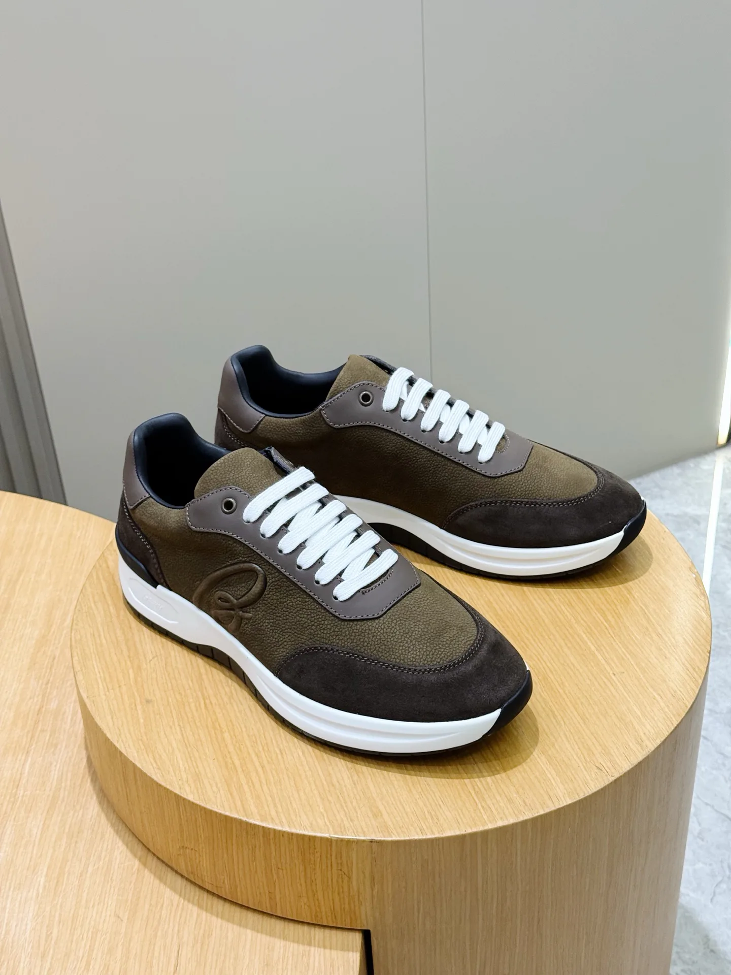 Men's Sneakers BRIONI 18165287